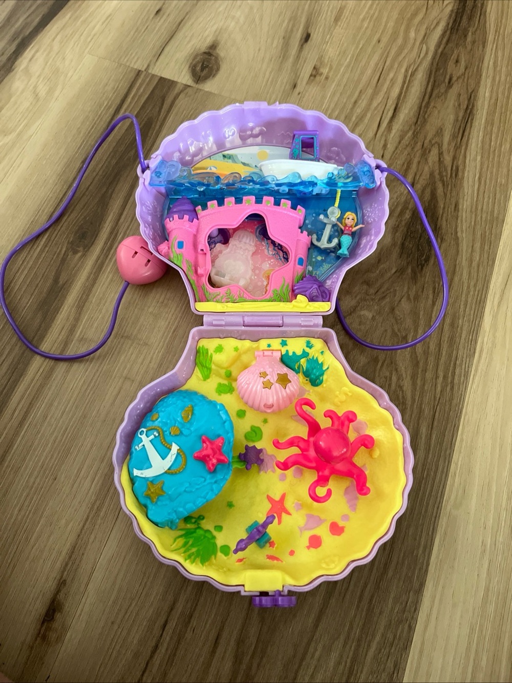 Polly Pocket Sea Shell Purse Activity Ocean Playset